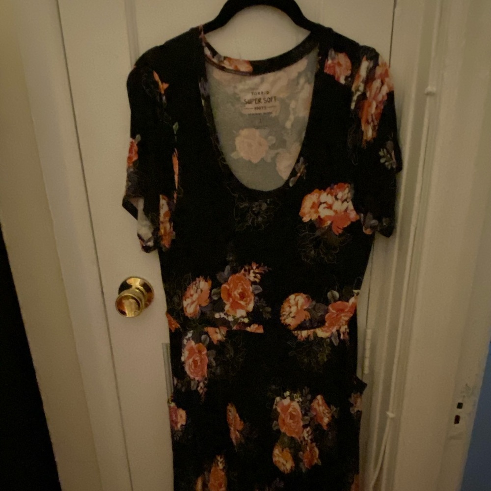 Floral Torrid dress, size 1. New!